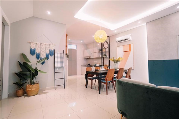 SU16 - Keck Seng Sapphire Hills