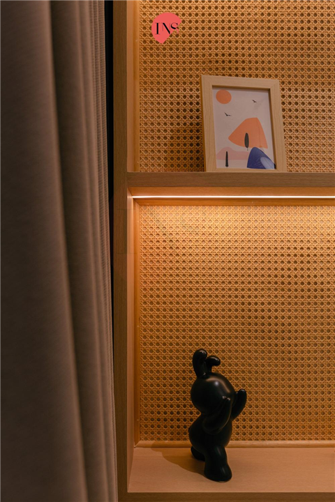 SU01 - Plenitude Mandolin Type B Show Unit 