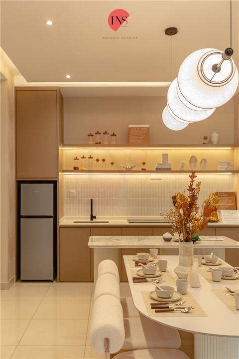 SU02 - Plenitude Mandolin Type C1 Show Unit 