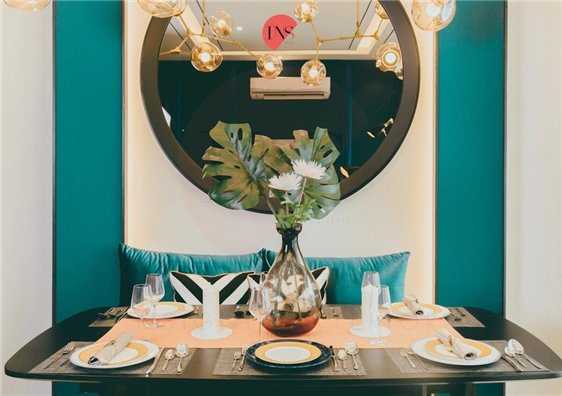 SU18 - Austin Regency (Arta Show Suite)