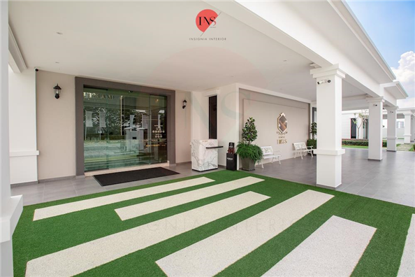 SG05 - Southland Sales Gallery