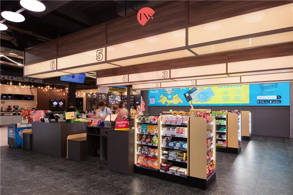 R02 - Hwa Thai Supermart@The Commune