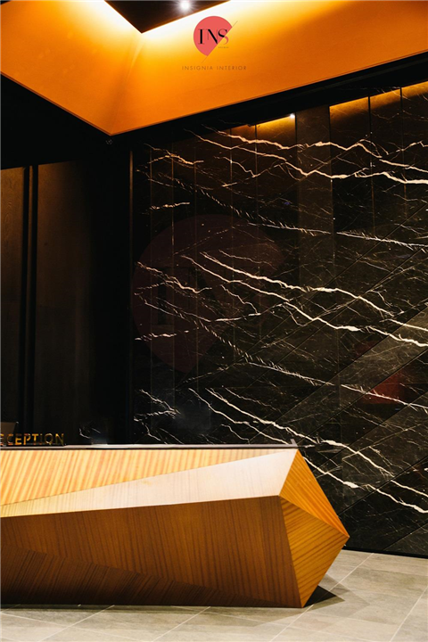 C01 - Austin 18 (Grand Lobby) 