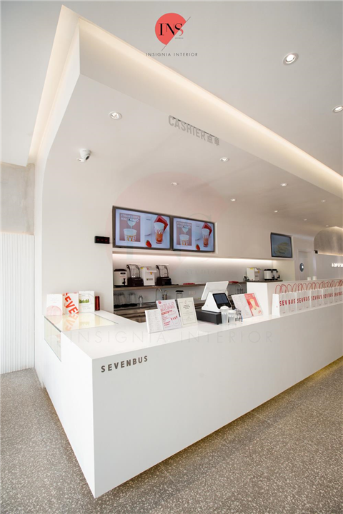 F02 - Sevenbus Mount Austin